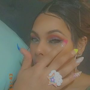 Meet your Posher, Mechelle